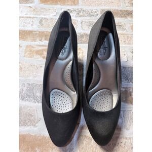 Coach and Four Womens Black Fabric Pointed Toe Kitten Heel Pumps Size 7.5